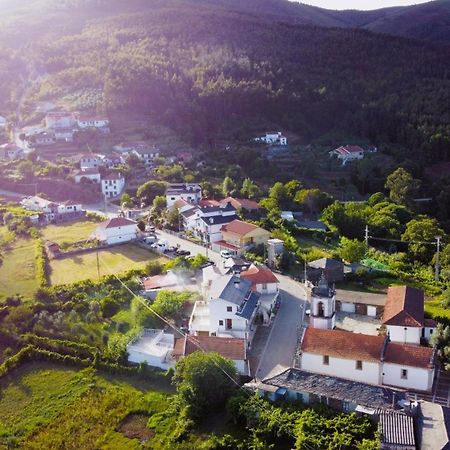 Bed and Breakfast Vila Nazare Каштру-Дайре Екстер'єр фото
