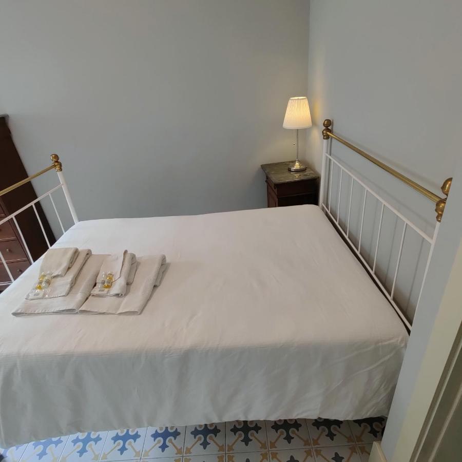 Bed and Breakfast Vila Nazare Каштру-Дайре Екстер'єр фото