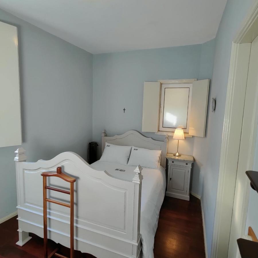 Bed and Breakfast Vila Nazare Каштру-Дайре Екстер'єр фото